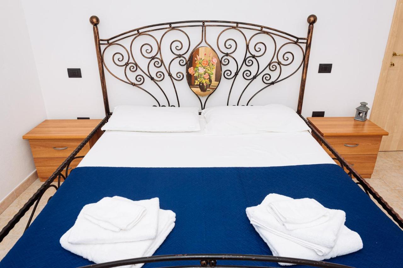 Casa Vacanze Maestrale - By Faendho Porto Torres Eksteriør bilde