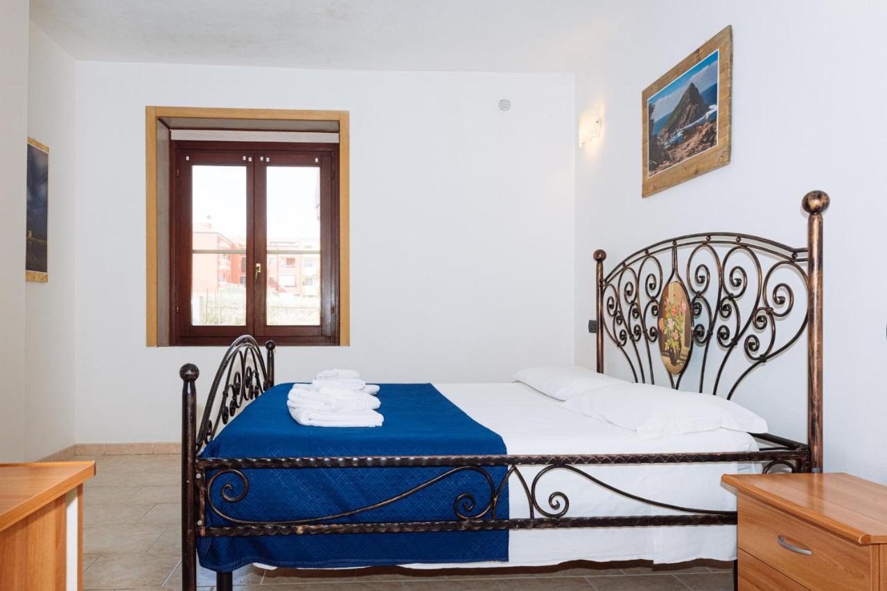Casa Vacanze Maestrale - By Faendho Porto Torres Eksteriør bilde