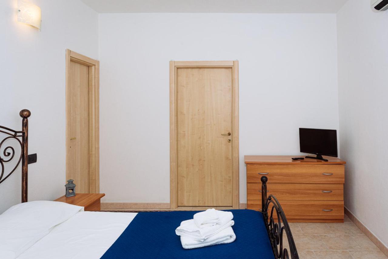 Casa Vacanze Maestrale - By Faendho Porto Torres Eksteriør bilde
